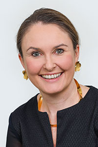 Deirdre-Cooper_200